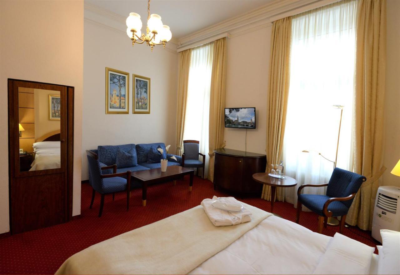Hotel Am Kochbrunnen Wiesbaden Ngoại thất bức ảnh